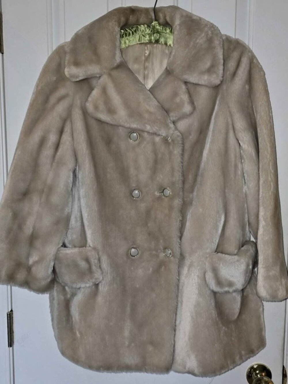 Vintage Sportowne Borgana Beaver Faux Fur Teddy Coat Women's Fits Size Medium